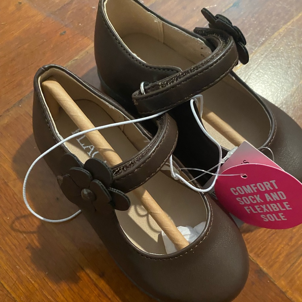 Children’s place brown shoes NWT